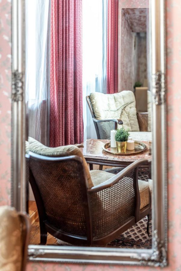 Vilnius Central Gate Apartments. Self Check-In Екстер'єр фото